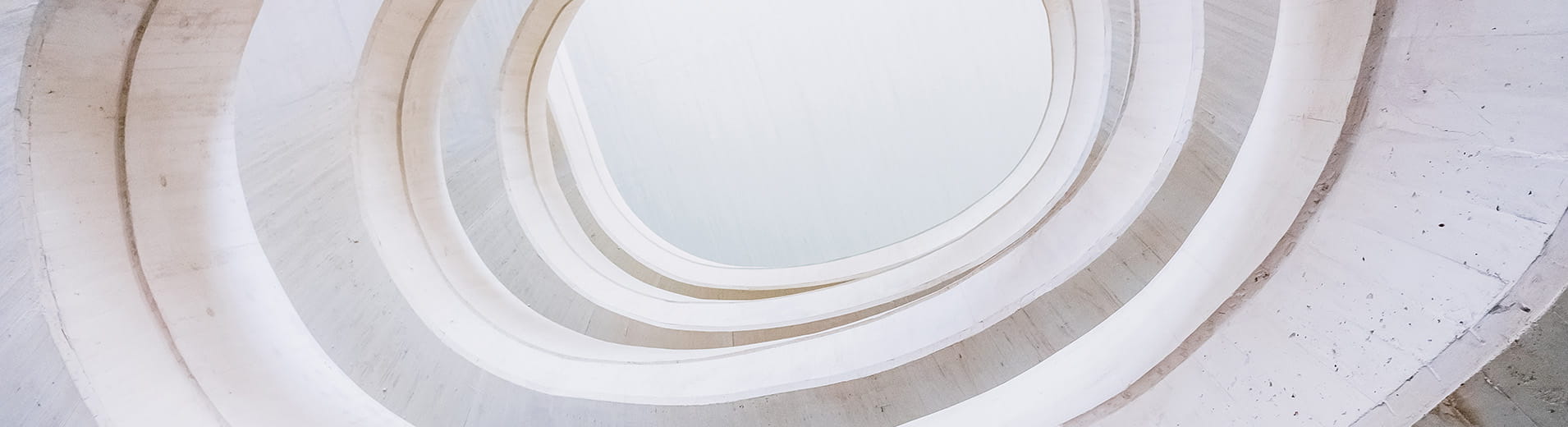 Architectural_Curved_Lines_P_1070_1910x520