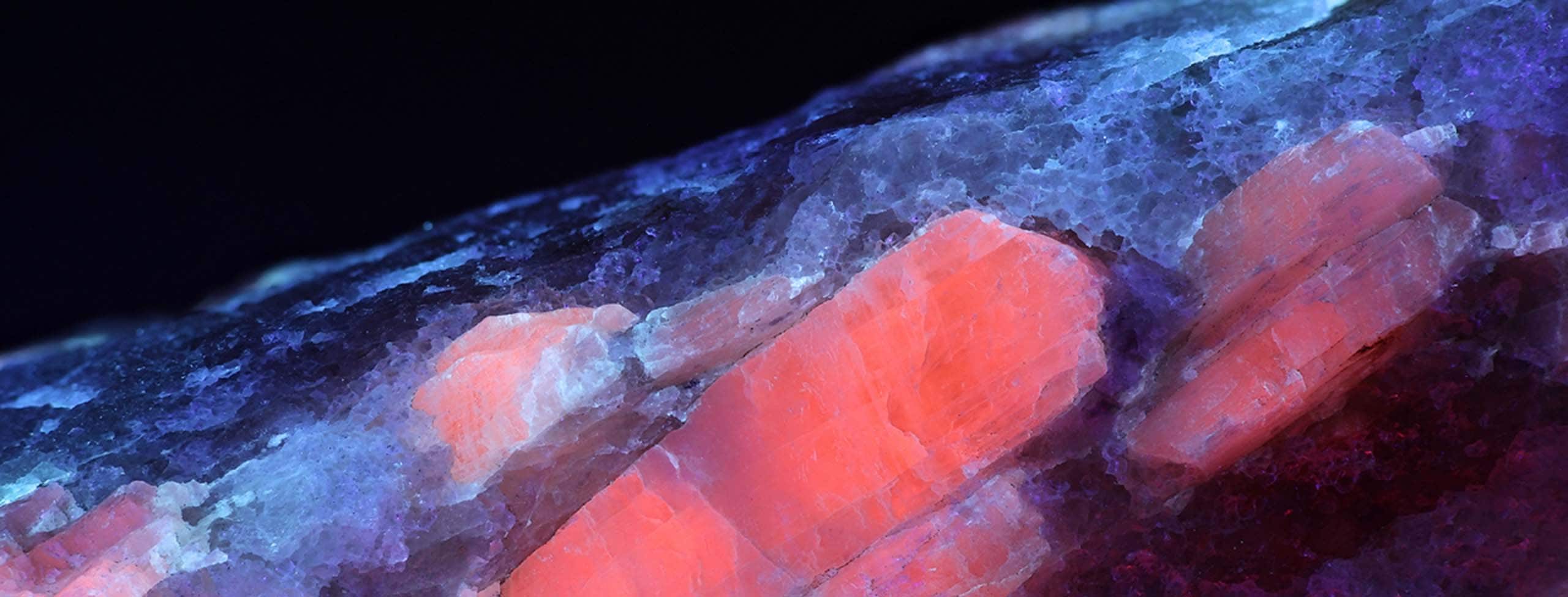 Lithium ore crystals